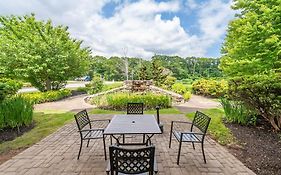 Bellissimo Hotel, Trademark By Wyndham Near Foxwoods Casino